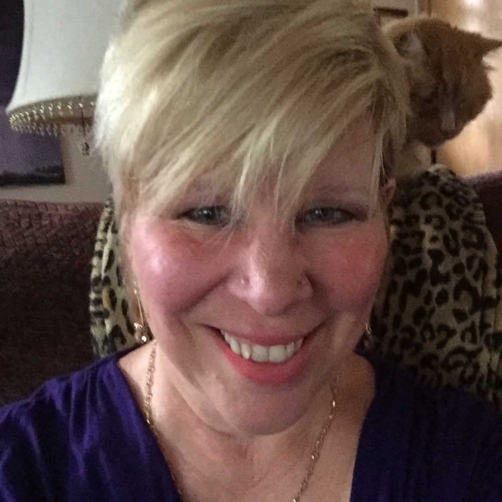 Meet your Posher, Deb